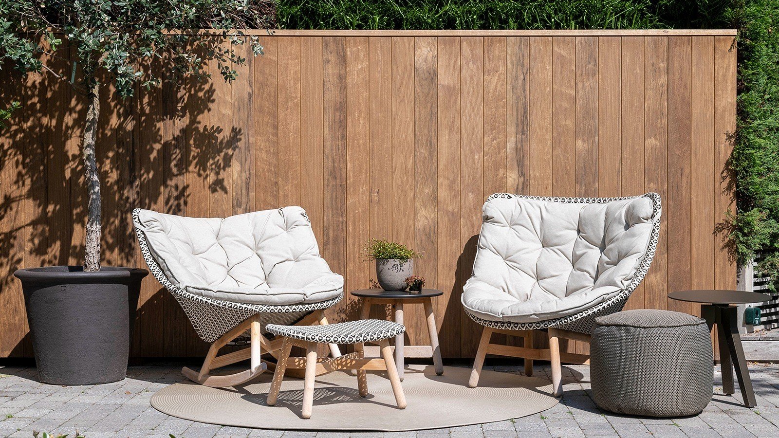 LA SIESTA Verkoop -LA SIESTA Verkoop schommelstoel mbrace dedon hanolux loungestoel large